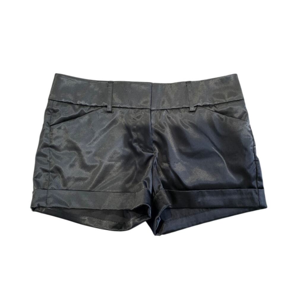 Vintage Express Black Shiny Cuffed Shorts - Size 4